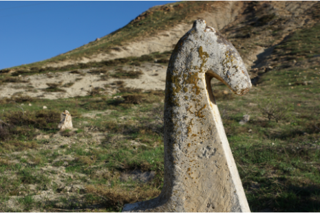 Doğu Anadolu’da  At Şekilli Mezar Taşları